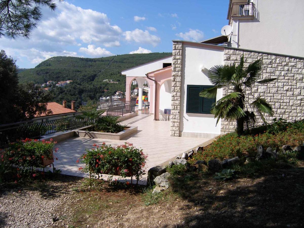 Apartment Rabac 10 Екстериор снимка
